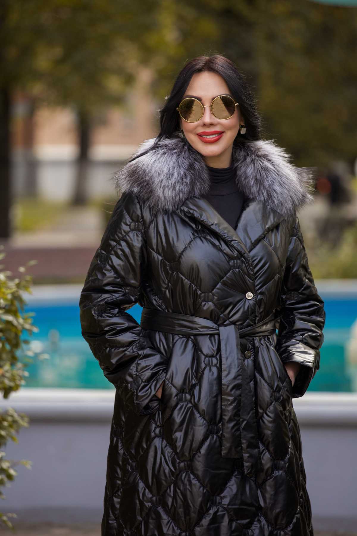 Купить пуховик с мехом чернобурой лисы BRUNA